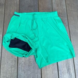 Lululemon Men’s M Fast and Free 6” Shorts (with liner)